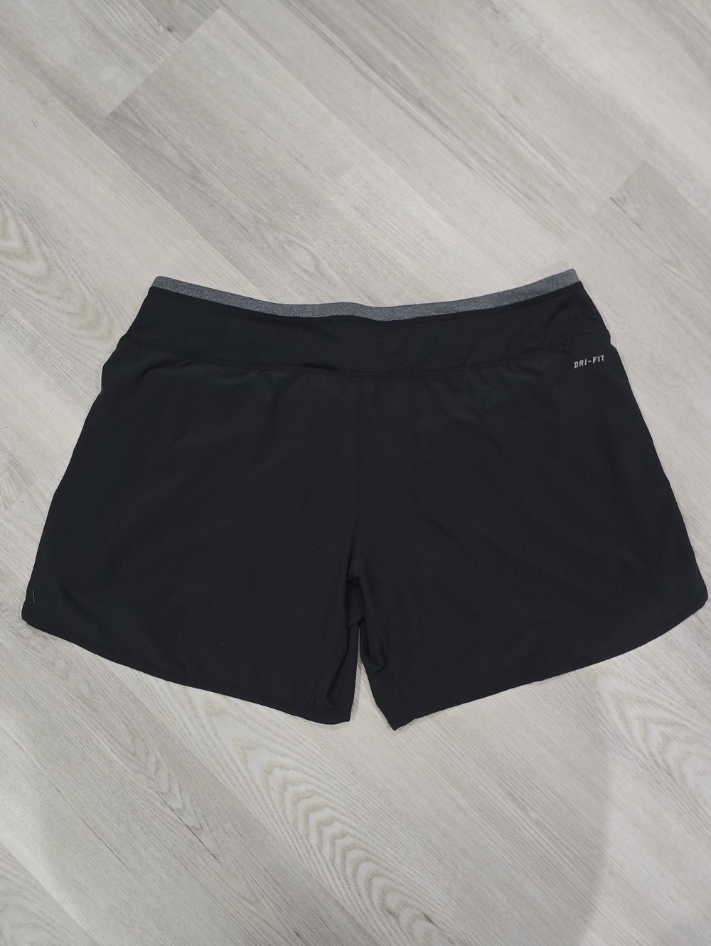 Nike Women's Black Running Shorts with Gold Swoosh Dri-Fit Size L NWT - Picture 4 of 5